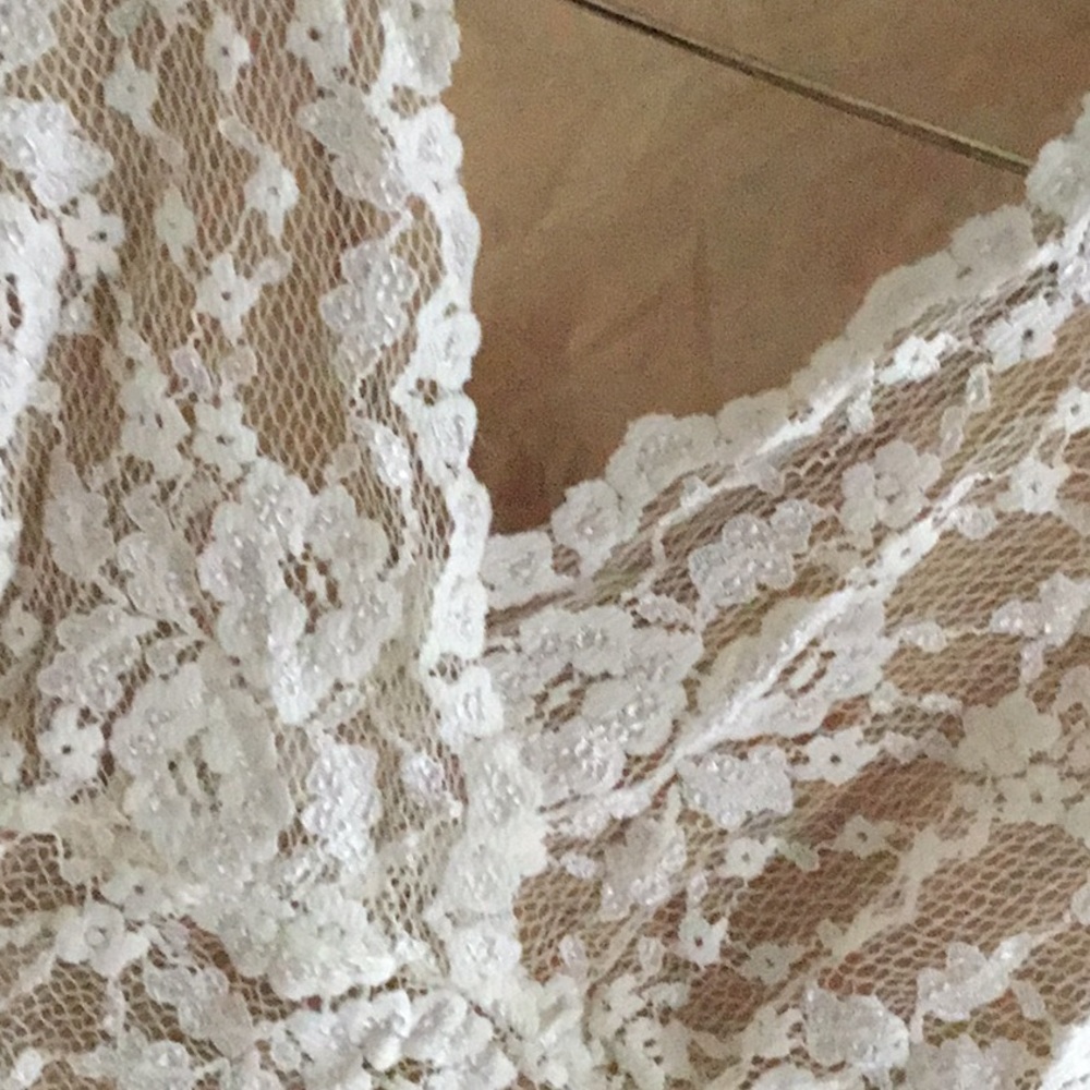 CABI LACE TOP - Picture 3 of 7